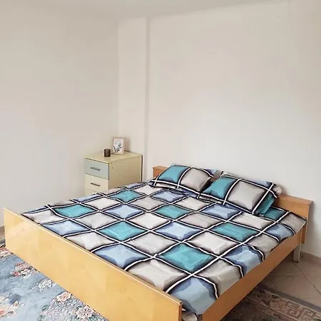 Travellers Getaway Studio Апартаменти *